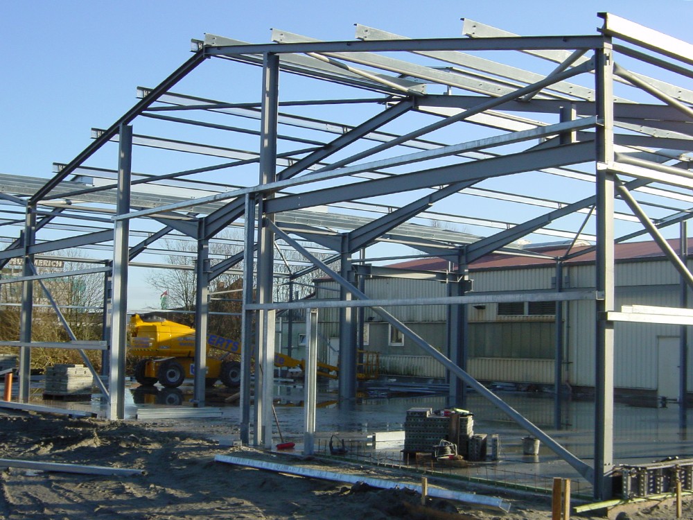 New construction of the company hall in 2008